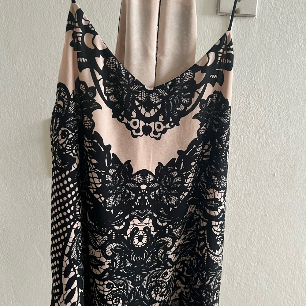 V neck top
